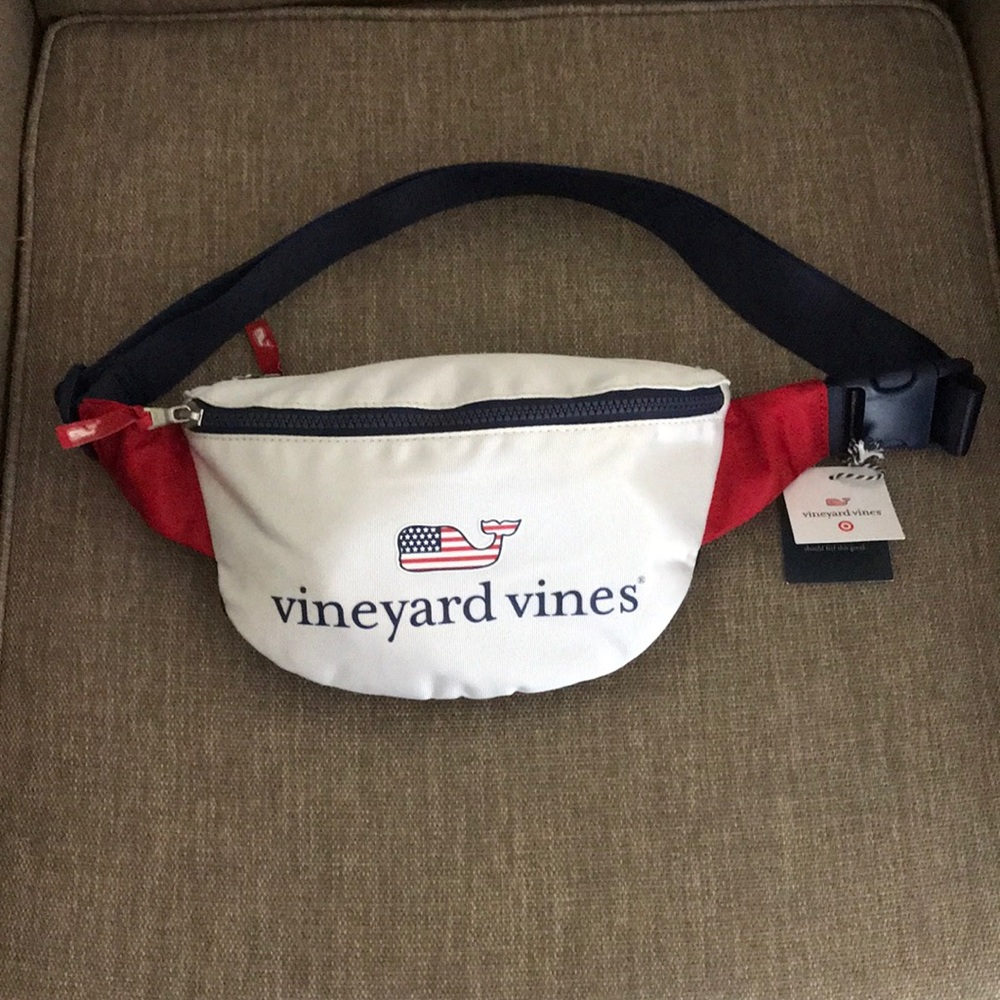 NWT Vineyard Vines x Target White Fanny Pack
